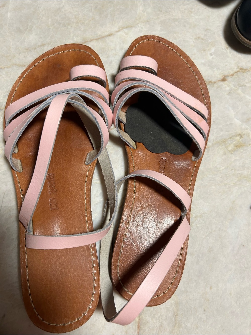 Speak Out Women’s Pink Strappy Leather Sandals